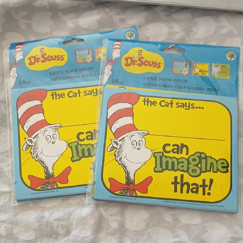 Dr. Seuss Cat In The Hat Name Recognition Room Decor Set Of 10 Packs!